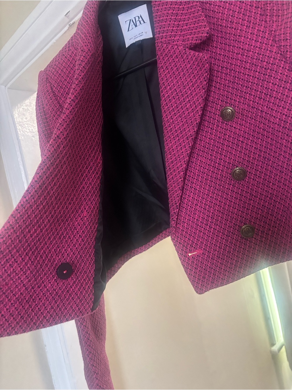 Zara Cropped Double-Breasted Raspberry Pink Blazer - Picture 3 of 4